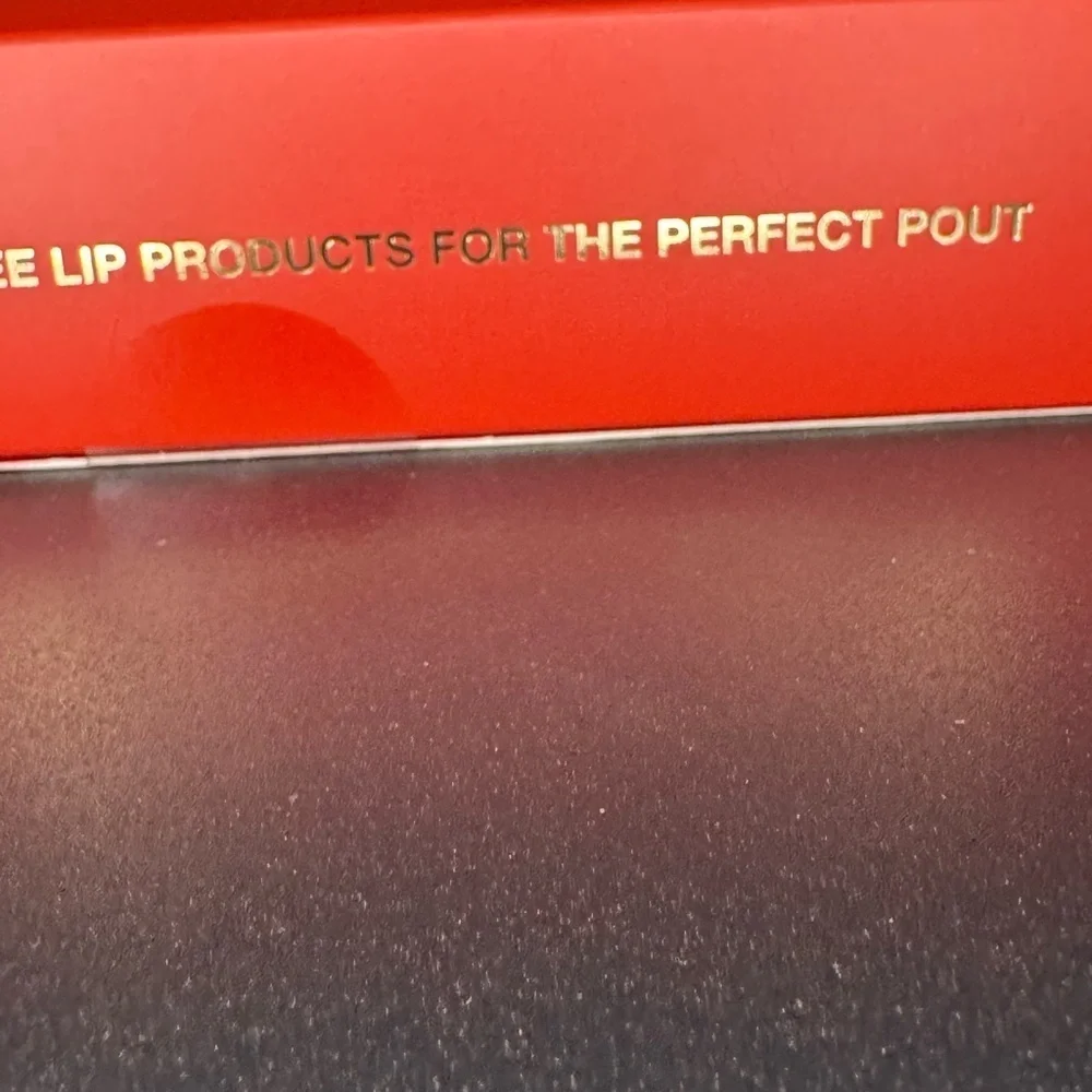 Bellapierre ruby lip